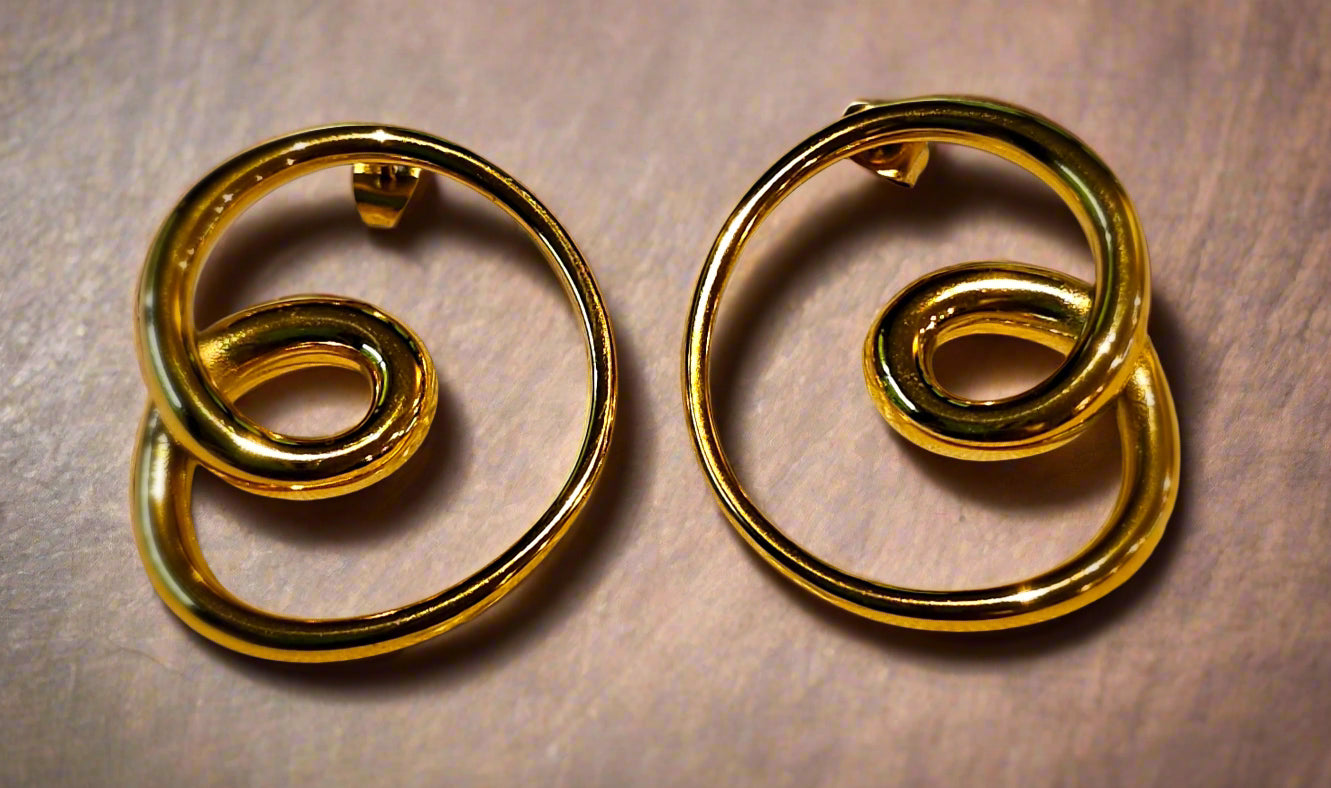 The Nova Earring