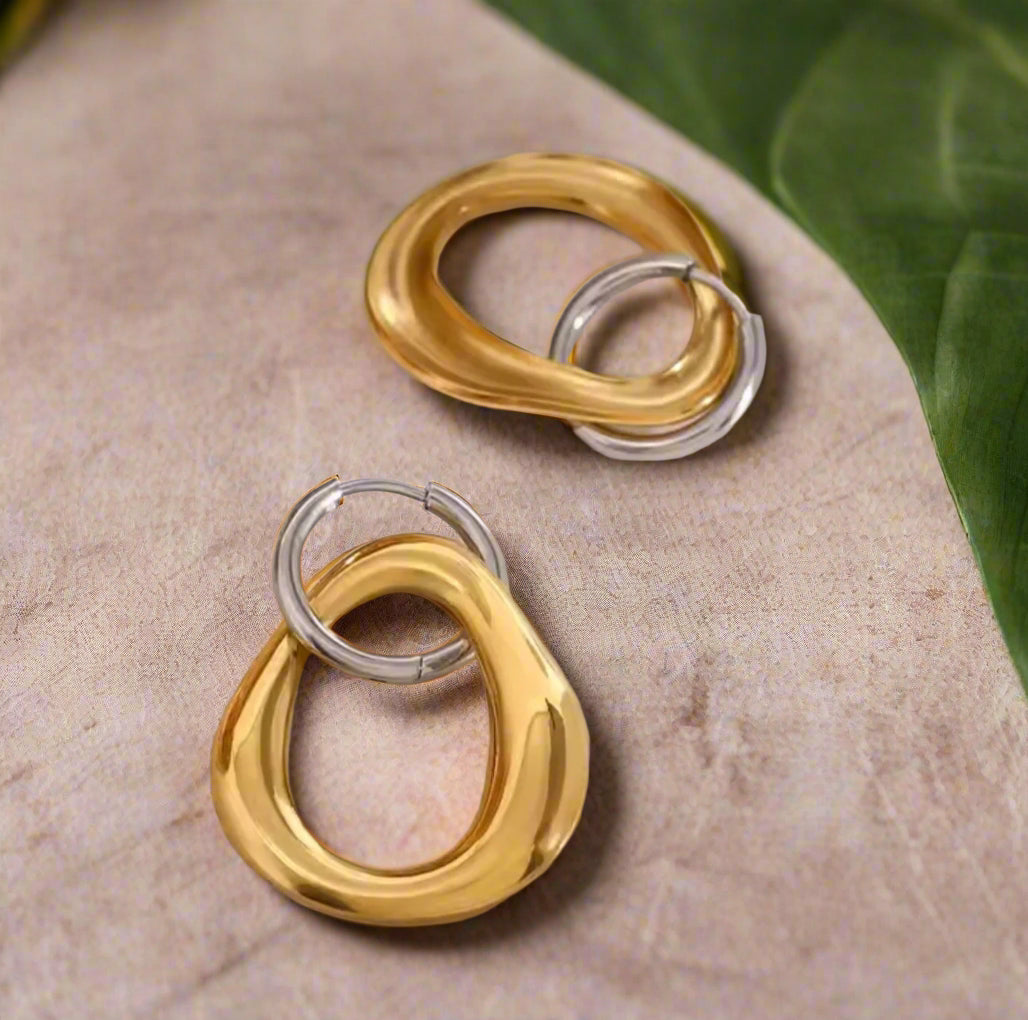 The Marilyn Earring