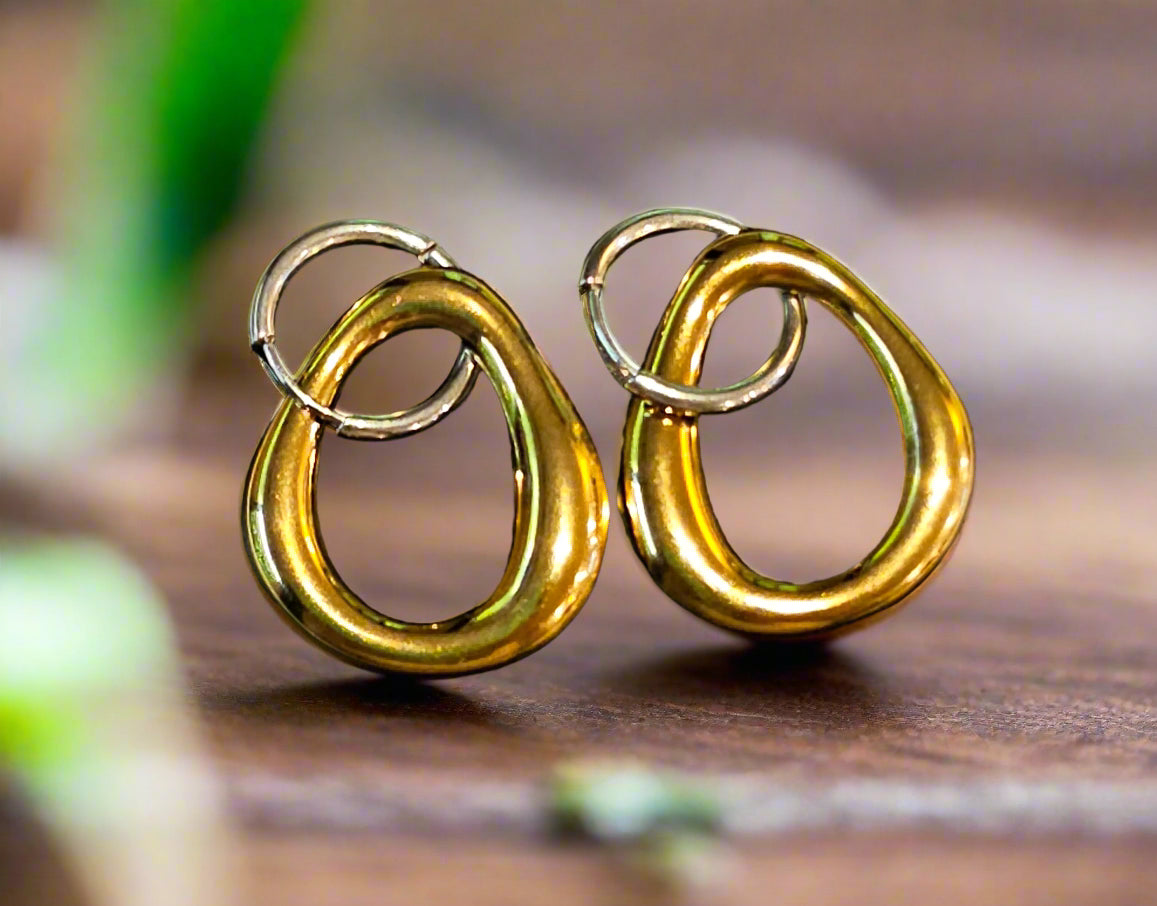 The Marilyn Earring
