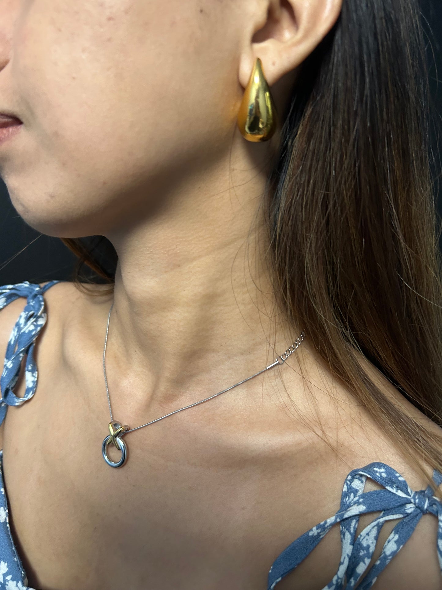 The Helena Necklace